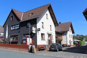 Гостиница Landgasthof-Bikerhotel Arnold  Баттенберг